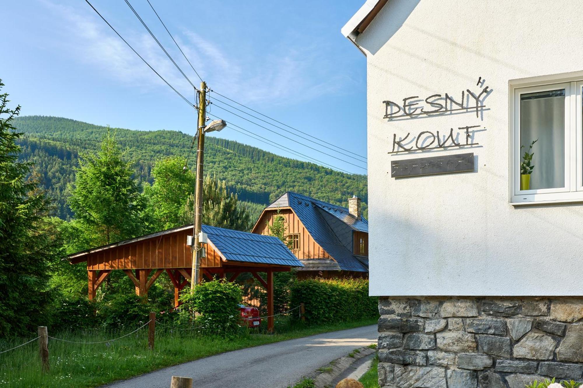 Desny Kout Kouty Exterior foto